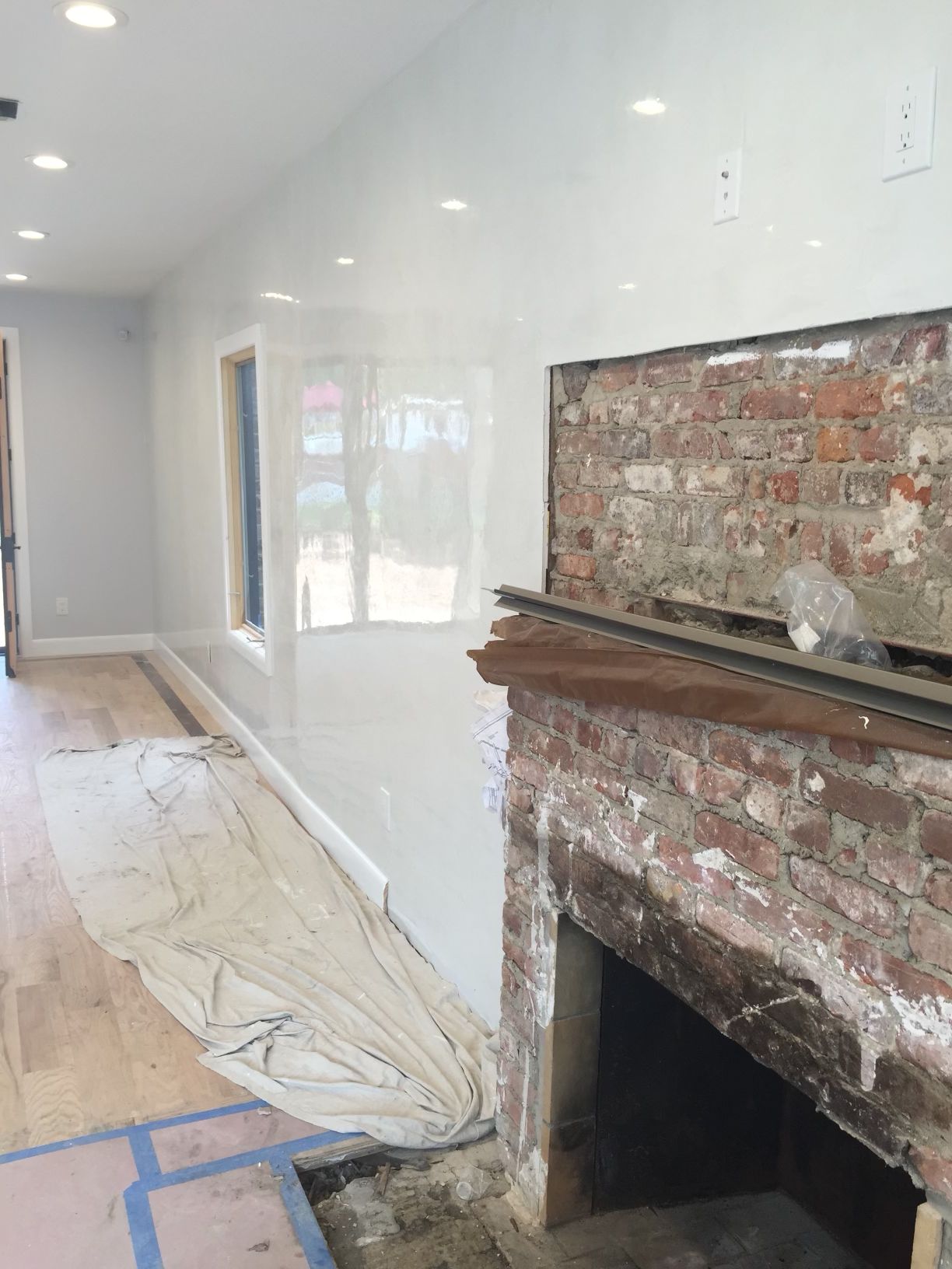 Interior painting service